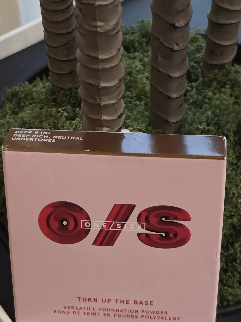 ONE/SIZE Turn Up the Base Powder Foundation Deep 5 (N) – New